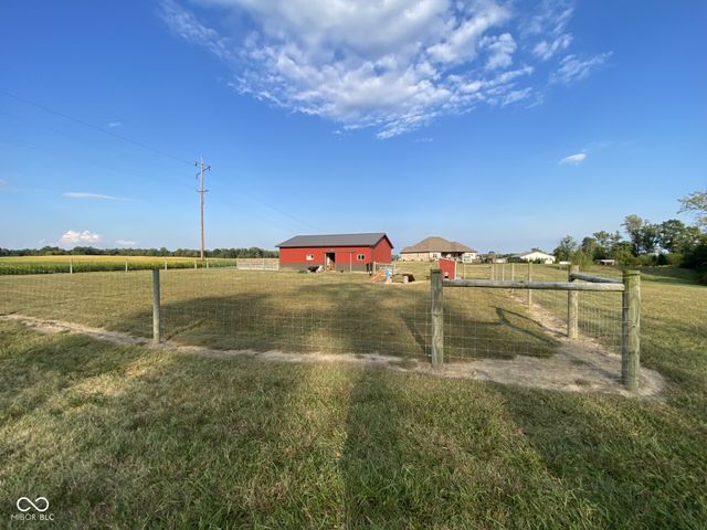 10351 E Co Rd 800 N, Seymour, IN 47274