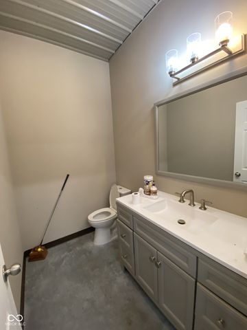 10351 E Co Rd 800 N, Seymour, IN 47274