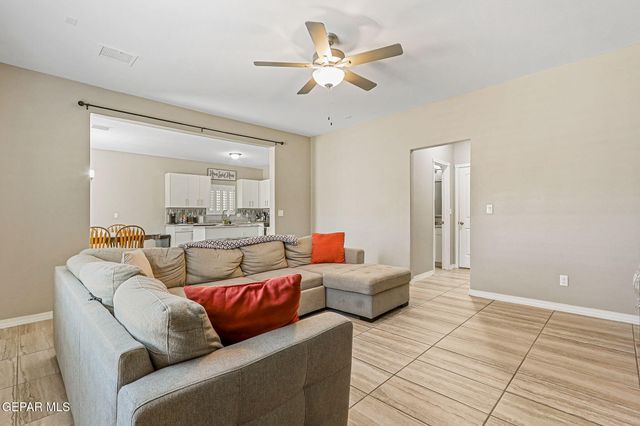 904 WATERCREST Place, El Paso, TX 79928