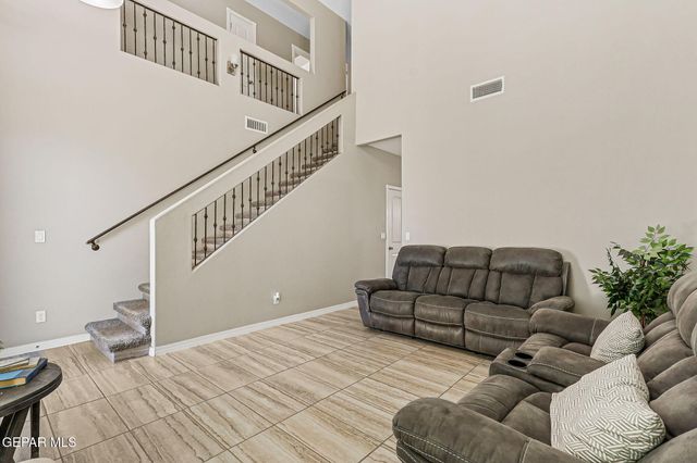 904 WATERCREST Place, El Paso, TX 79928