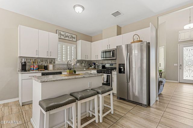 904 WATERCREST Place, El Paso, TX 79928