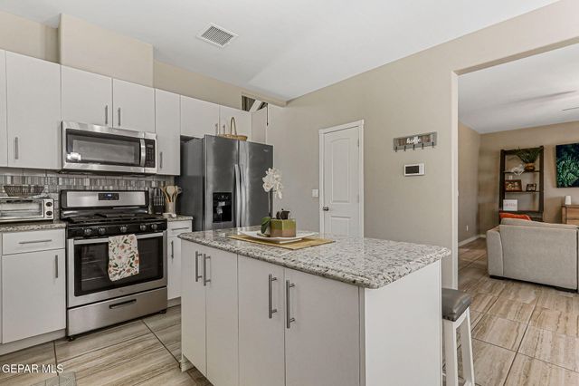 904 WATERCREST Place, El Paso, TX 79928