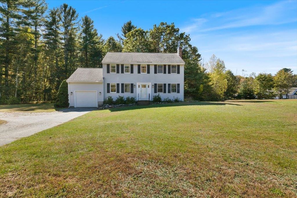 2 Fletcher Drive, Pelham, NH 03076