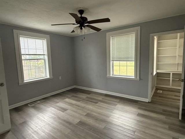 505 Country Club Road, Searcy, AR 72143