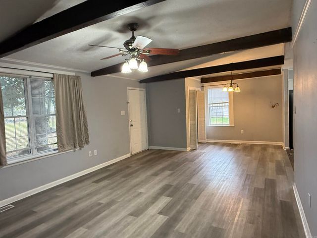 505 Country Club Road, Searcy, AR 72143