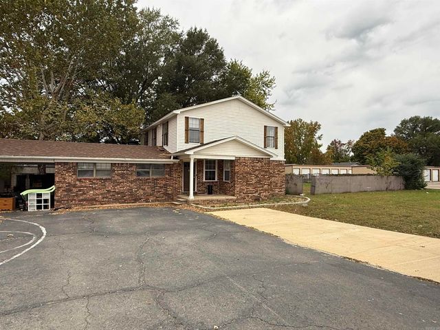 505 Country Club Road, Searcy, AR 72143