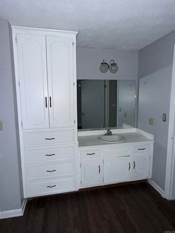 505 Country Club Road, Searcy, AR 72143