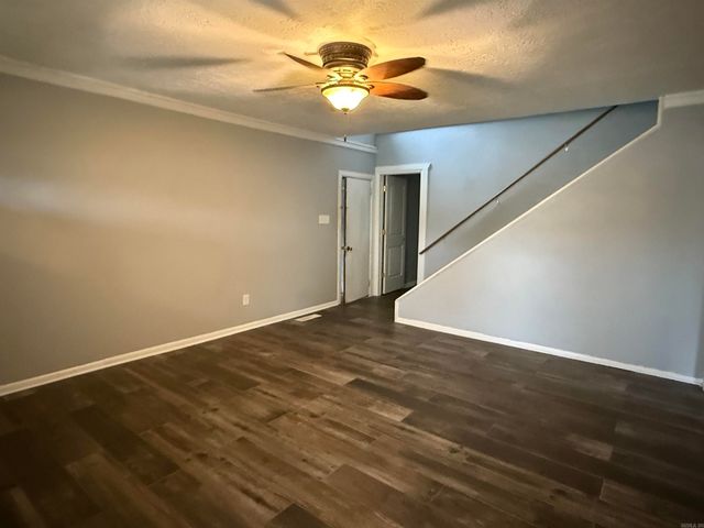 505 Country Club Road, Searcy, AR 72143