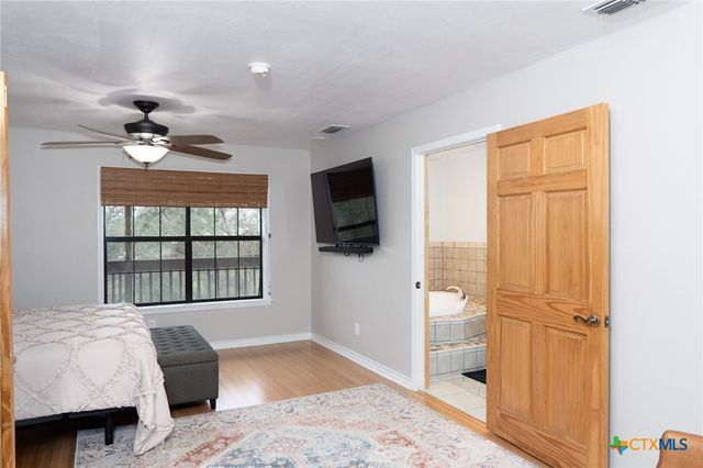 564 Cypress Valley Road, Cuero, TX 77954