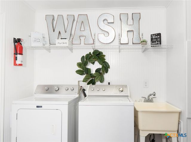 564 Cypress Valley Road, Cuero, TX 77954