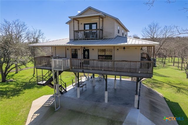 564 Cypress Valley Road, Cuero, TX 77954