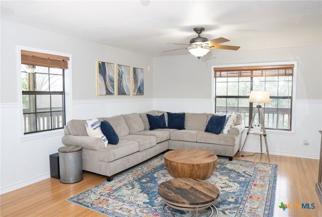 564 Cypress Valley Road, Cuero, TX 77954