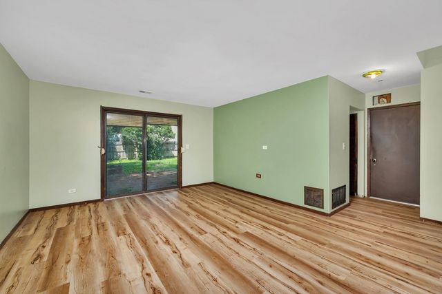 235 Capitol Drive, Bolingbrook, IL 60440