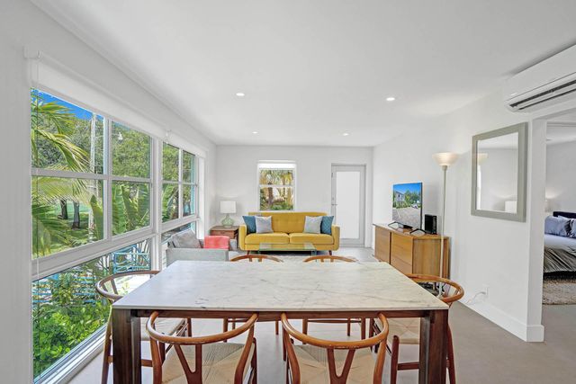 625 NE 13th Avenue 02, Fort Lauderdale, FL 33304