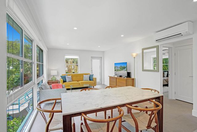 625 NE 13th Avenue 02, Fort Lauderdale, FL 33304