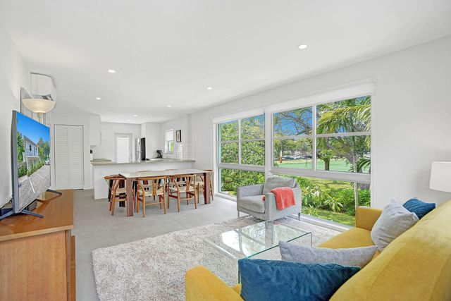 625 NE 13th Avenue 02, Fort Lauderdale, FL 33304