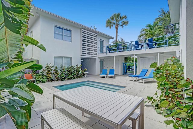 625 NE 13th Avenue 02, Fort Lauderdale, FL 33304