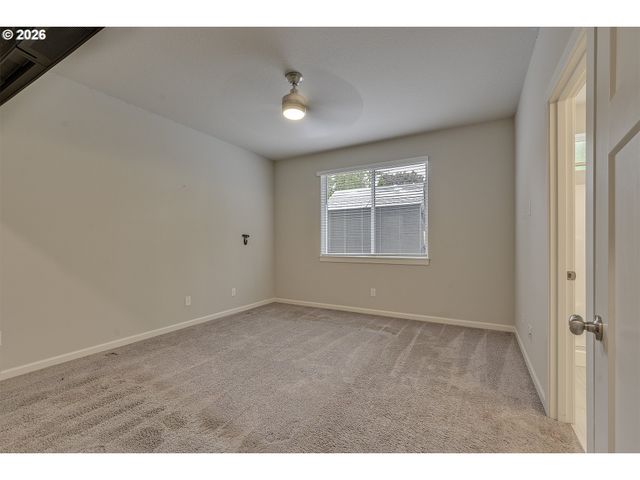 59580 EMERALD Loop, St Helens, OR 97051