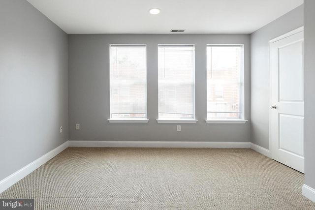 1940 N GRATZ ST, Philadelphia, PA 19121