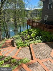 1494 WYNONAH DR, Auburn, PA 17922