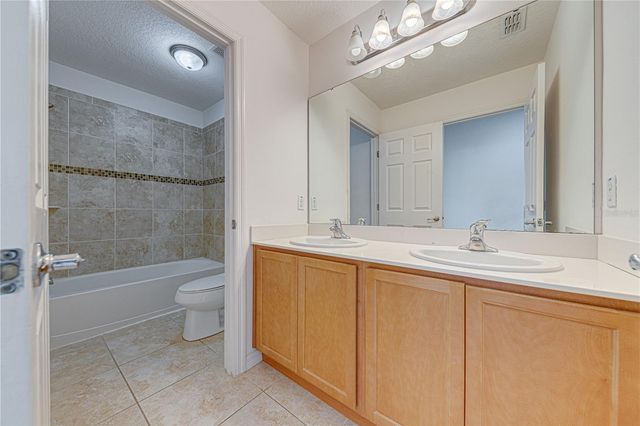 2251 WAUKEGAN DRIVE, Kissimmee, FL 34758