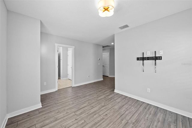 5834 S MACDILL AVENUE, Tampa, FL 33611