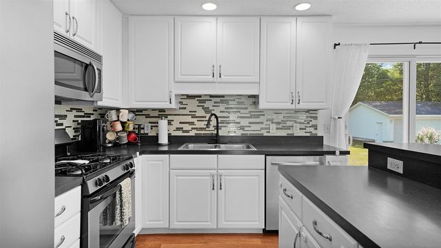 2698 Hamilton Road, Muskegon, MI 49445
