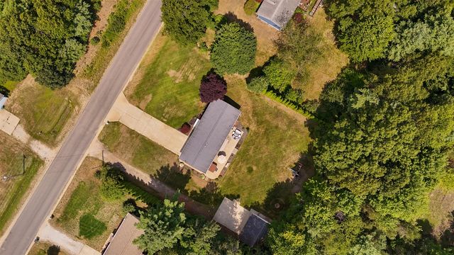 2698 Hamilton Road, Muskegon, MI 49445