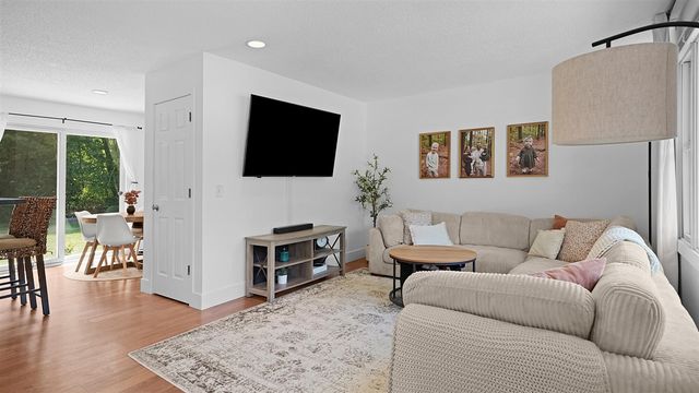2698 Hamilton Road, Muskegon, MI 49445
