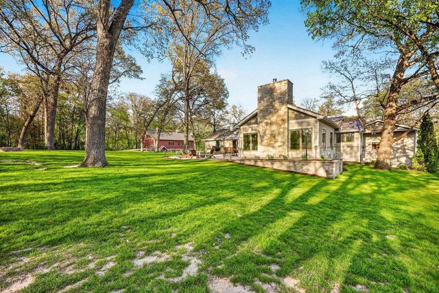 N2407 & N2413 Kunz Road, Fort Atkinson, WI 53538