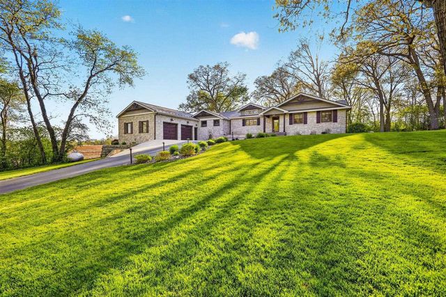 N2407 & N2413 Kunz Road, Fort Atkinson, WI 53538