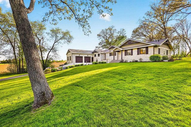 N2407 & N2413 Kunz Road, Fort Atkinson, WI 53538