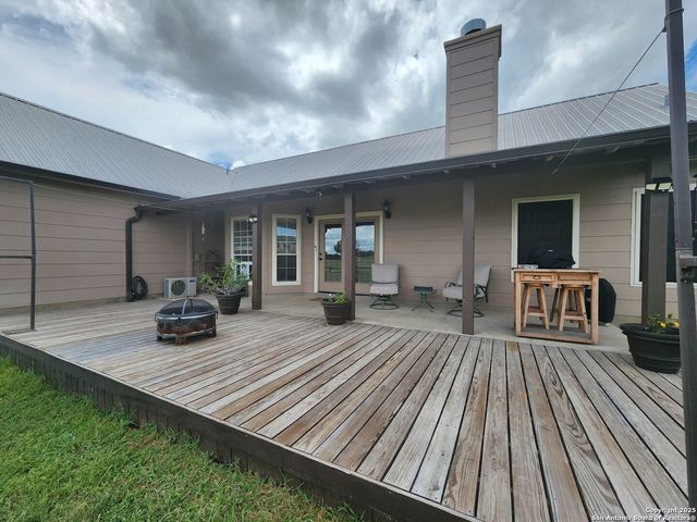 445 Spanish Grant, Bandera, TX 78003