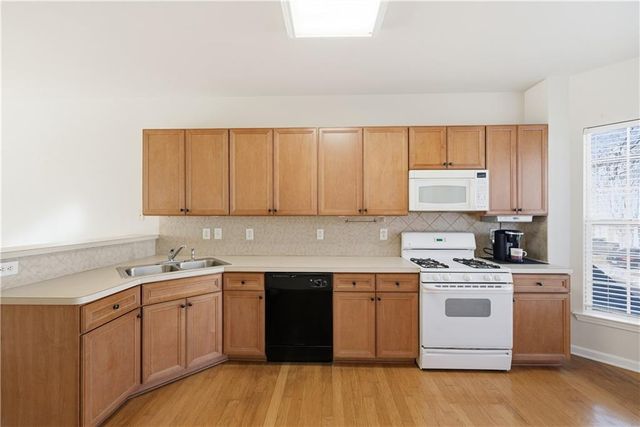 2278 Dillard Crossing, Tucker, GA 30084