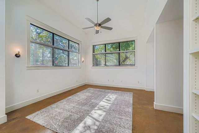 1800 E 14th ST, Austin, TX 78702