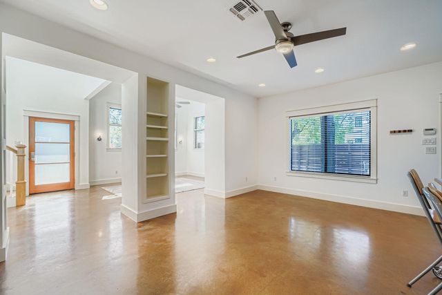 1800 E 14th ST, Austin, TX 78702