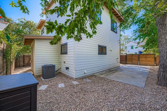 1800 E 14th ST, Austin, TX 78702