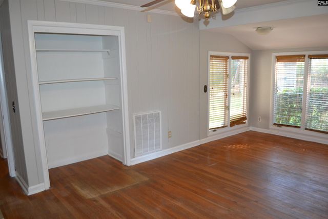 6106 Lakeshore Drive, Columbia, SC 29206