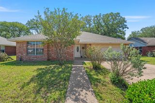 4627 Lexington Street, Bellmead, TX 76705