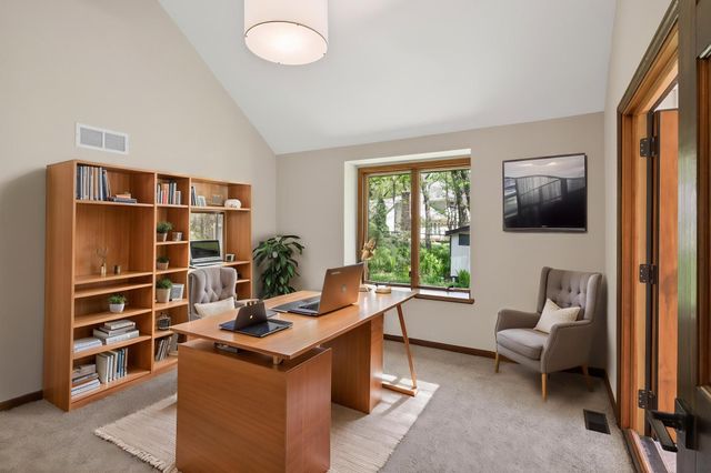 11801 Lockridge Avenue S, Hastings, MN 55033