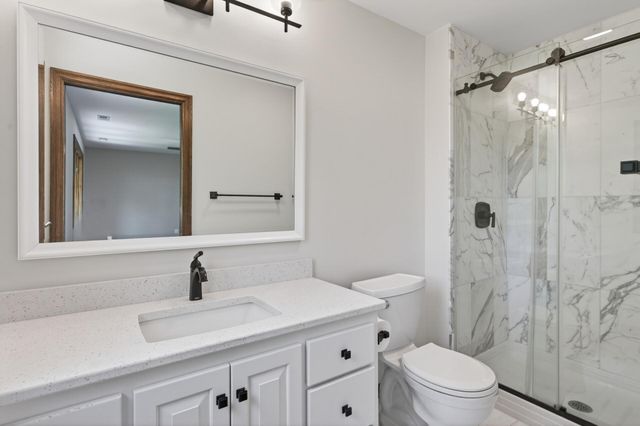 11801 Lockridge Avenue S, Hastings, MN 55033