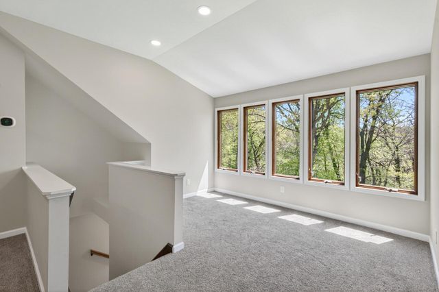 11801 Lockridge Avenue S, Hastings, MN 55033