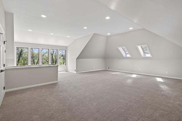 11801 Lockridge Avenue S, Hastings, MN 55033