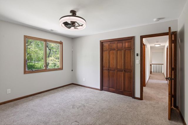 11801 Lockridge Avenue S, Hastings, MN 55033