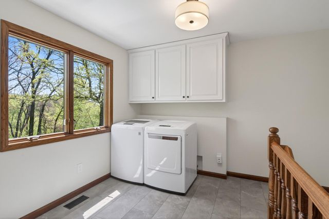 11801 Lockridge Avenue S, Hastings, MN 55033