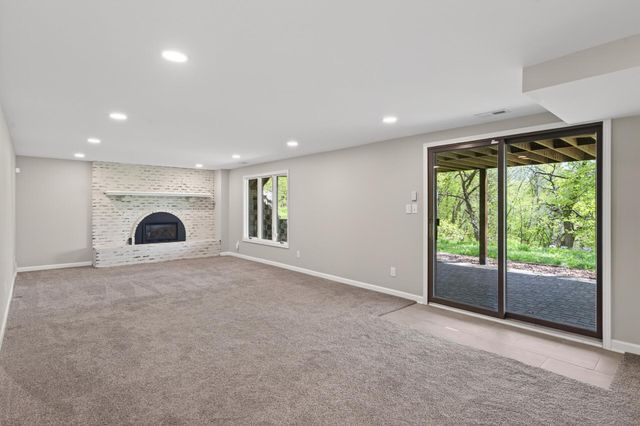 11801 Lockridge Avenue S, Hastings, MN 55033