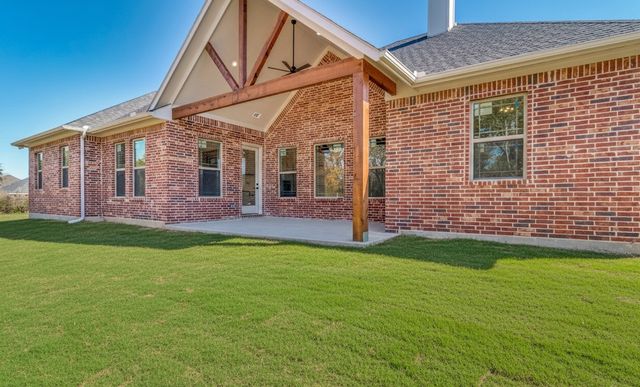 408 Shelby Trail, Bells, TX 75414