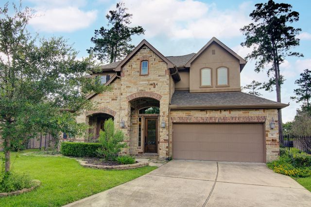 34 Canoe Bend Ct, The Woodlands, TX 77389