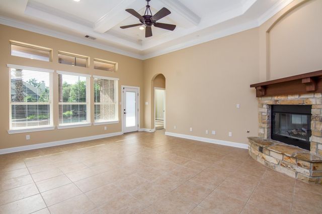 34 Canoe Bend Ct, The Woodlands, TX 77389