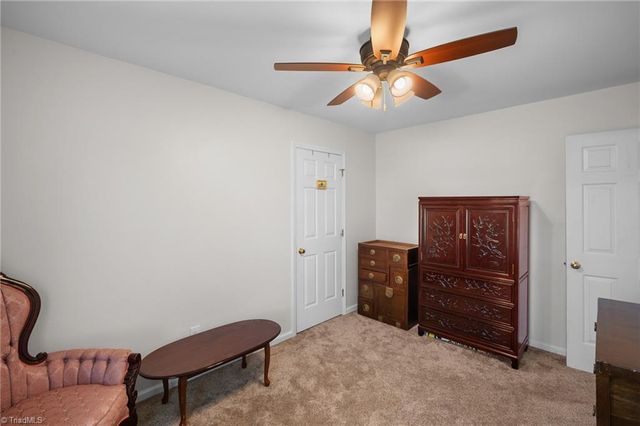 136 Central Ridge Court, Clemmons, NC 27012
